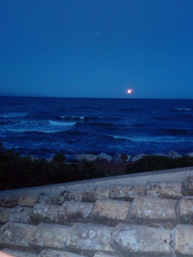 Villa Casa Bon' Aria Fronte Mare Sud Sardegna à La Maddalena  Extérieur photo