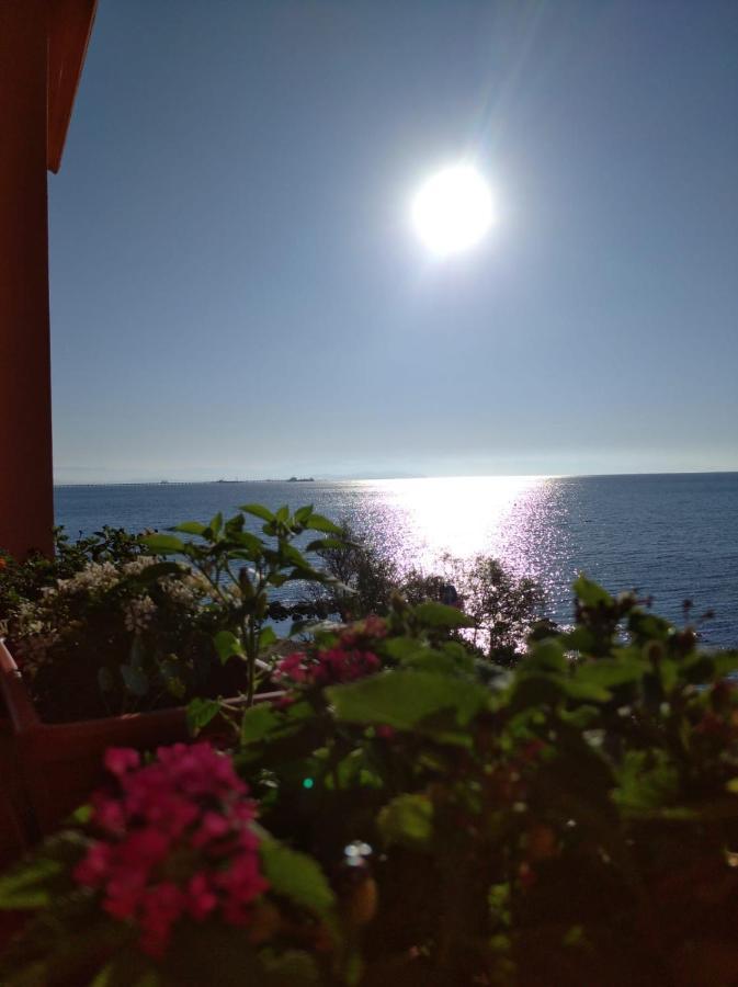 Villa Casa Bon' Aria Fronte Mare Sud Sardegna à La Maddalena  Extérieur photo